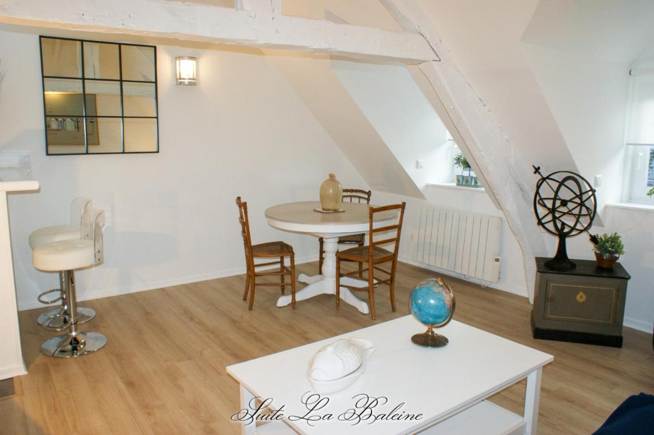La Venelle Du Bassin Appartement Honfleur Buitenkant foto