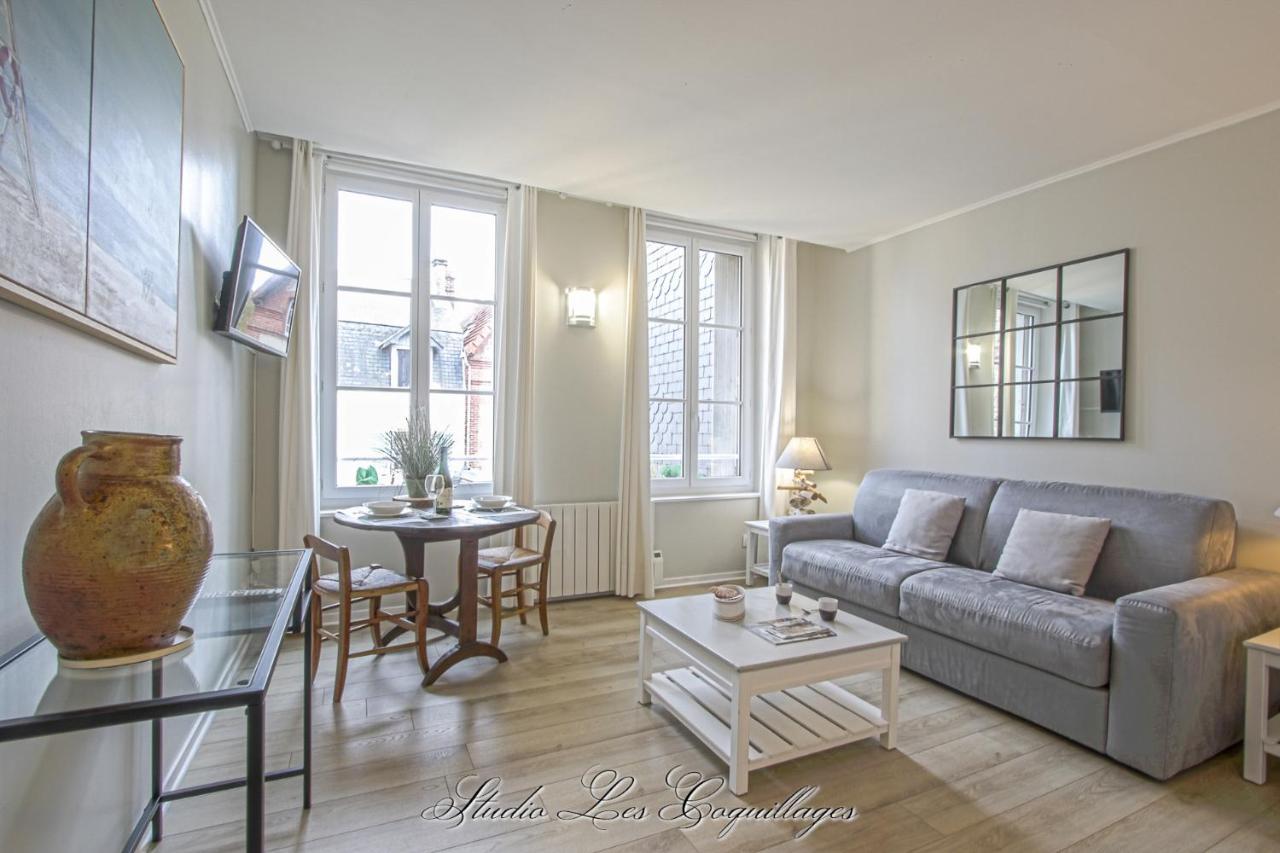 La Venelle Du Bassin Appartement Honfleur Buitenkant foto