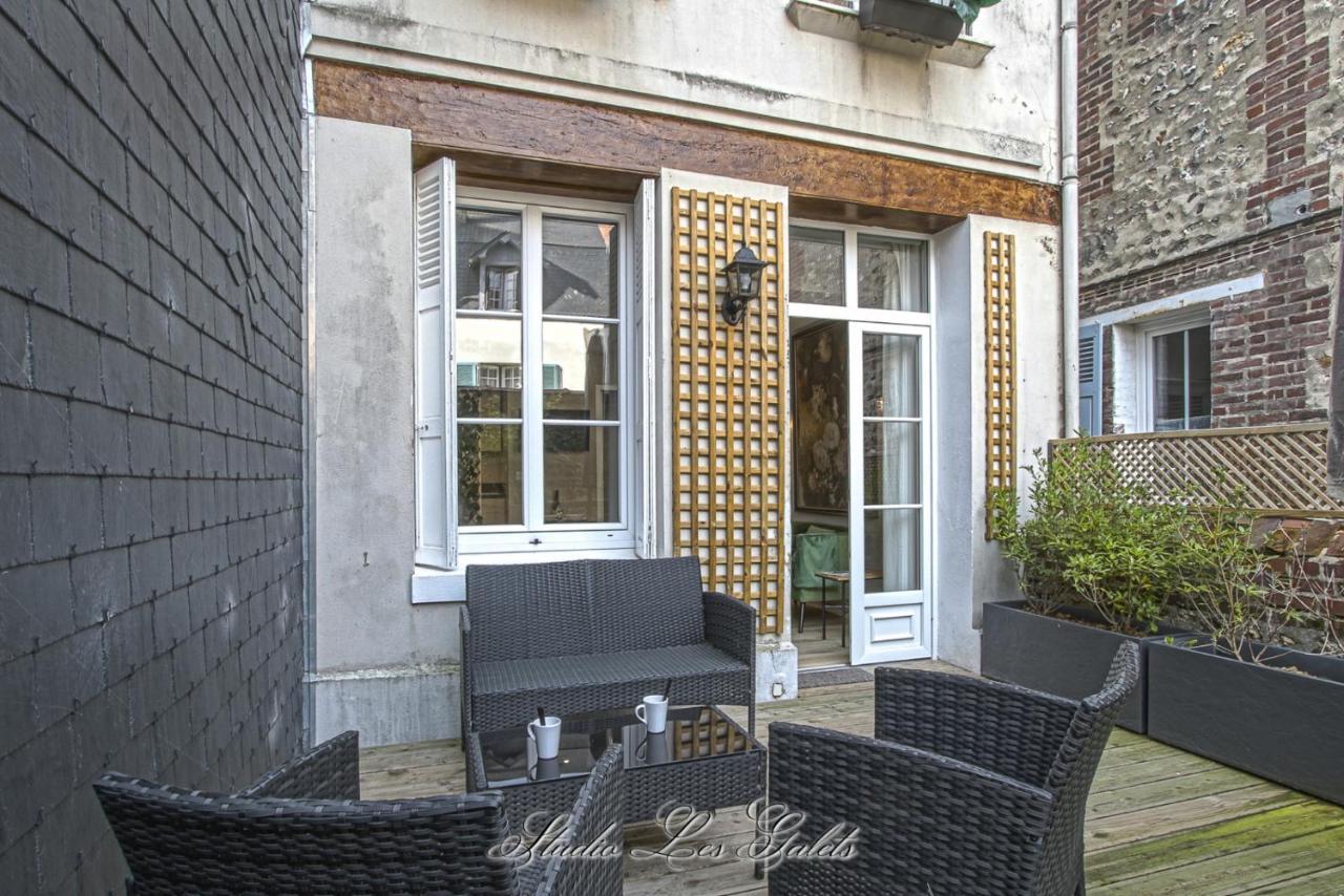 La Venelle Du Bassin Appartement Honfleur Buitenkant foto