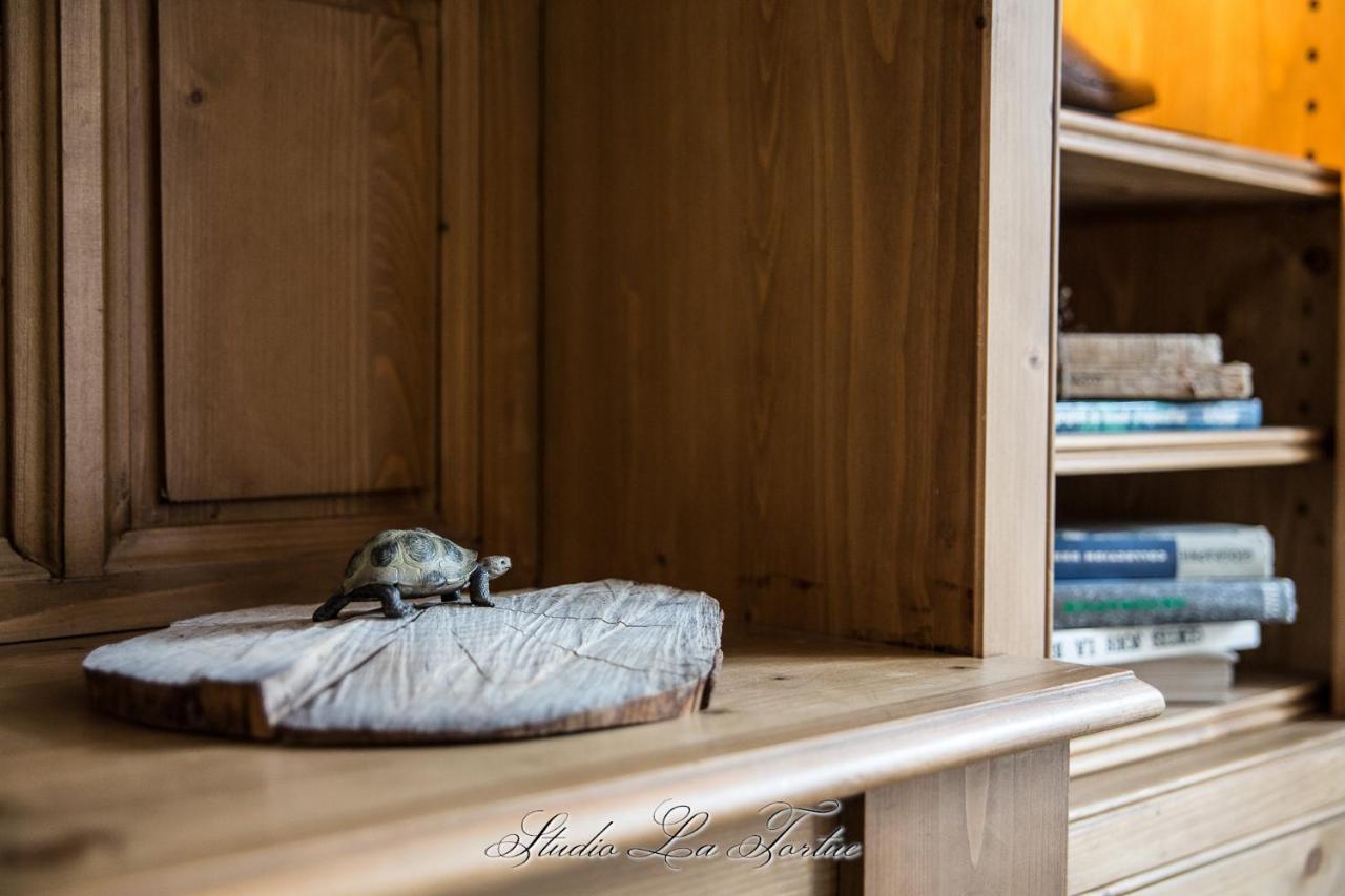 La Venelle Du Bassin Appartement Honfleur Buitenkant foto