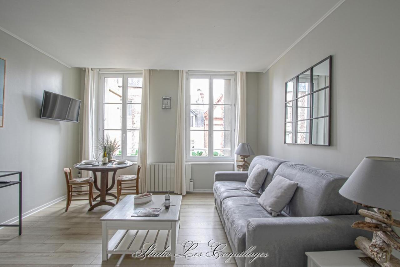 La Venelle Du Bassin Appartement Honfleur Buitenkant foto